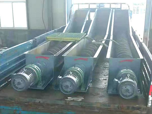 絞龍輸送機(jī)